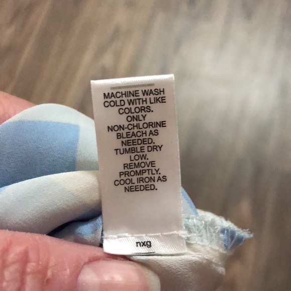 C Est. 1946 Hi-Lo Tunic Shirt - Picture 8 of 8